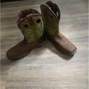 Size 13 Men’s Durango boots never worn